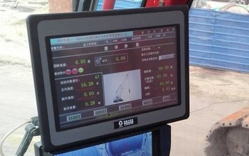 黑龍江七臺河—履帶吊安全監(jiān)控管理系統(tǒng)